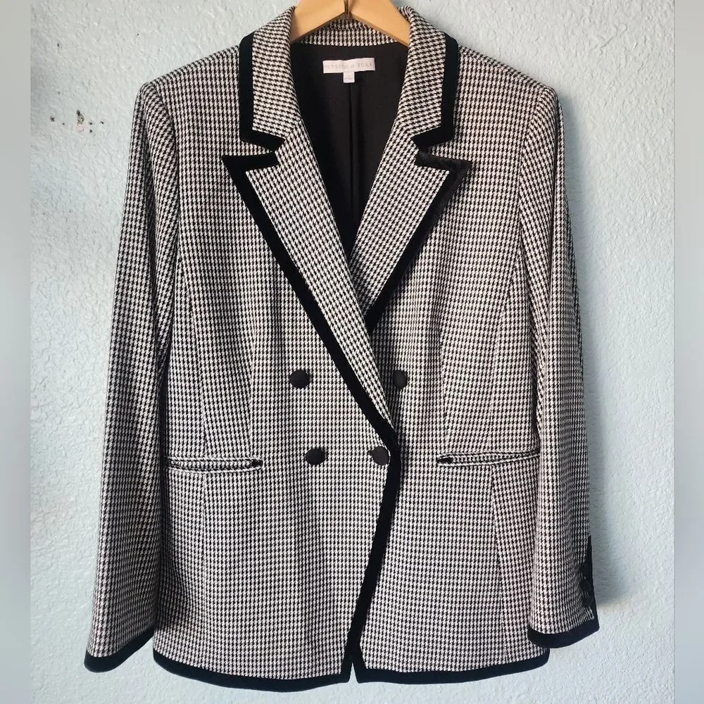 Preston & York chic houndstooth